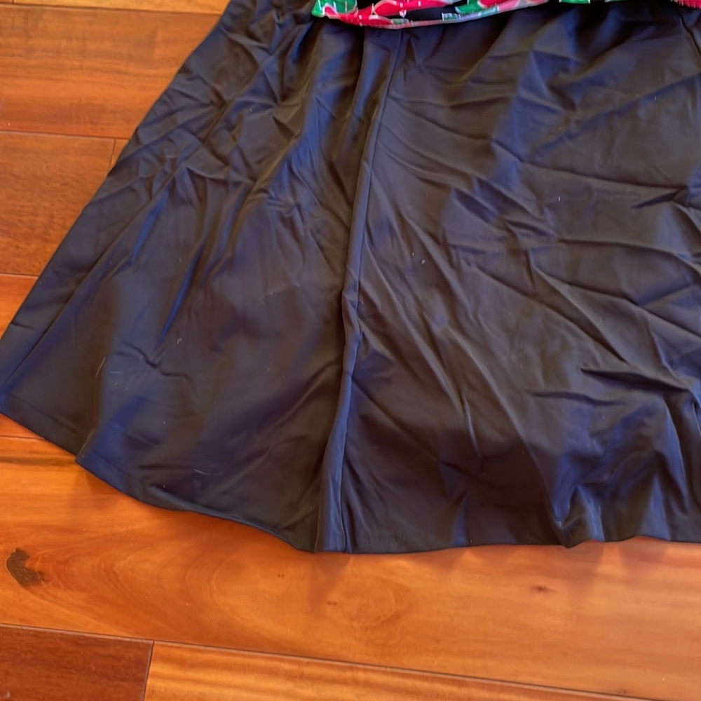 IT FIGURES! SWIMSUIT - Picture 4 of 9